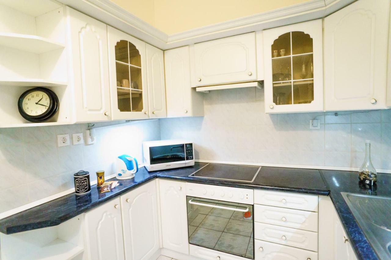 Budapest Kingdom Apartment Central & Car Parking On-Site & Aircon & Quiet & Family Friendly Budapeste Exterior foto