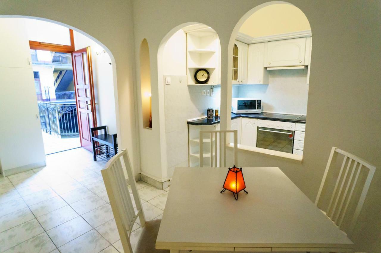 Budapest Kingdom Apartment Central & Car Parking On-Site & Aircon & Quiet & Family Friendly Budapeste Exterior foto