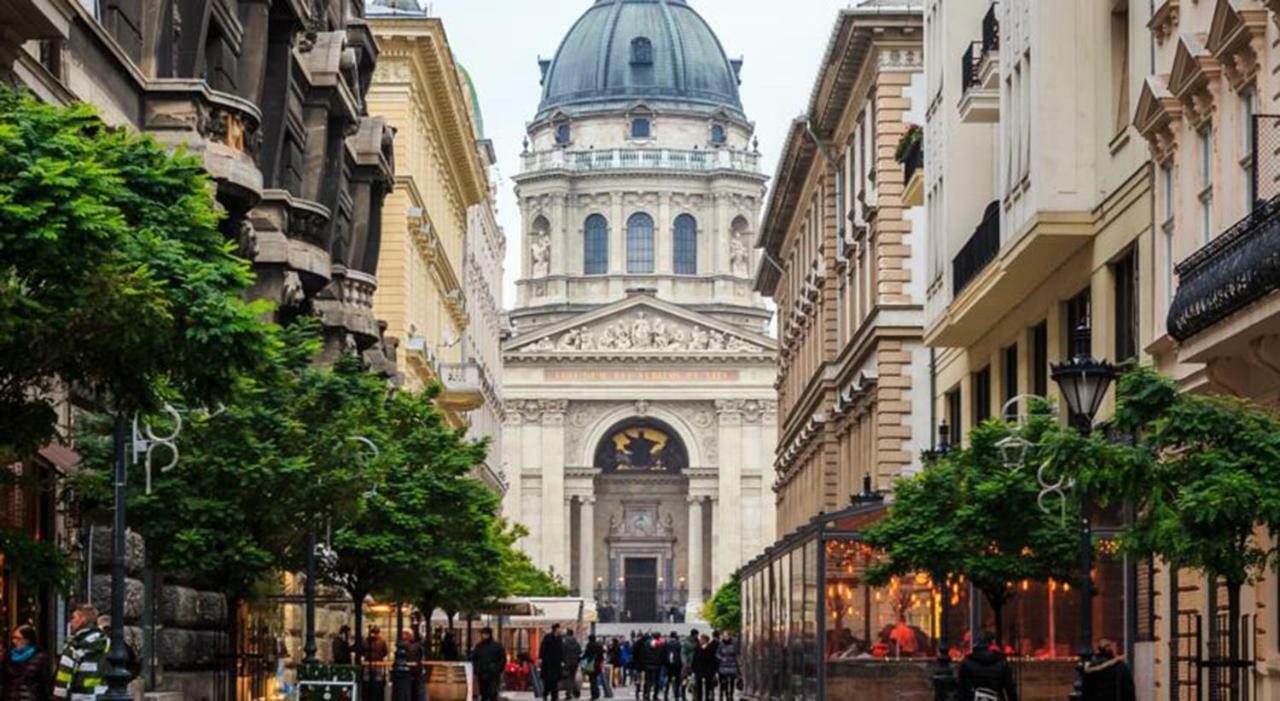 Budapest Kingdom Apartment Central & Car Parking On-Site & Aircon & Quiet & Family Friendly Budapeste Exterior foto